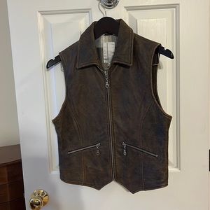 Vintage Willi Wear Women’s small distressed lined Leather Vest